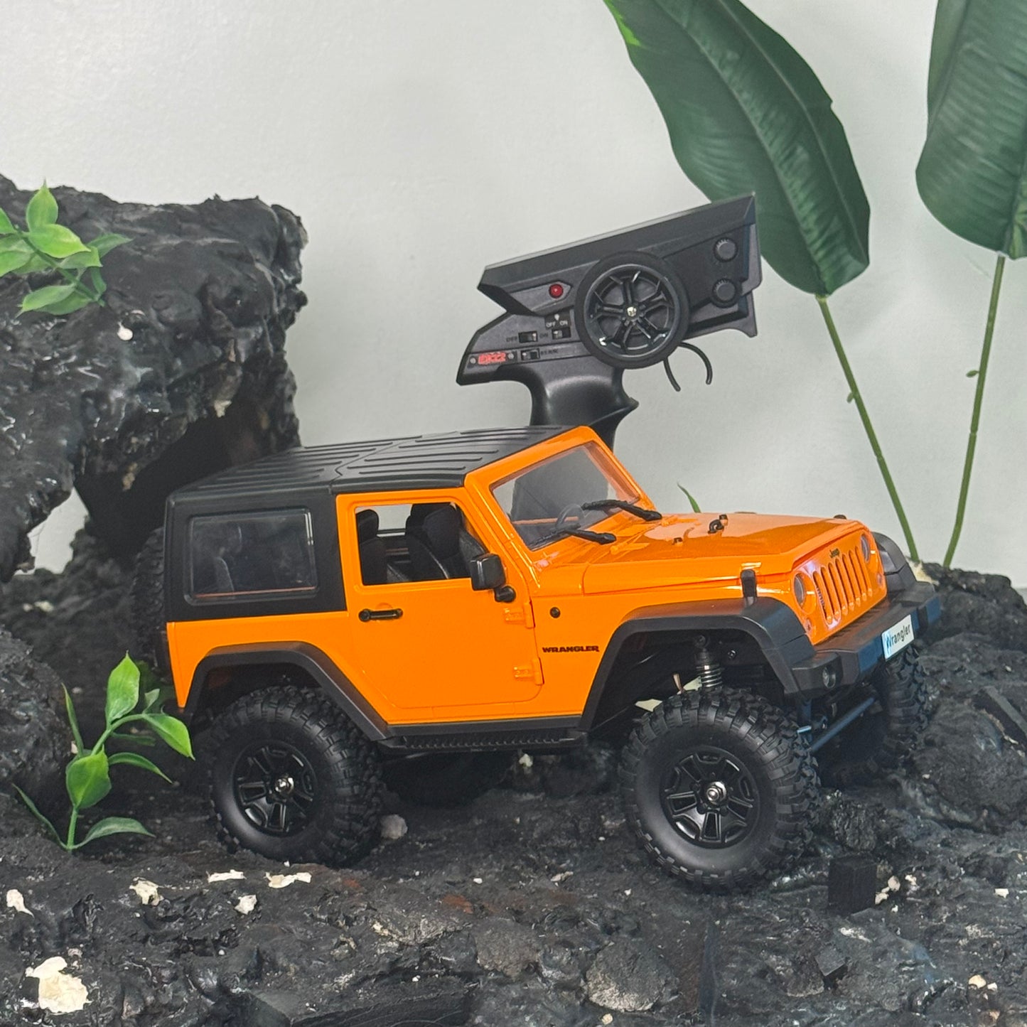 Double E 1:14 Jeep Wrangler RC Off-Roader Crawler
