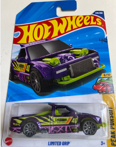 Hot Wheels Limited Grip Peak Pursuit