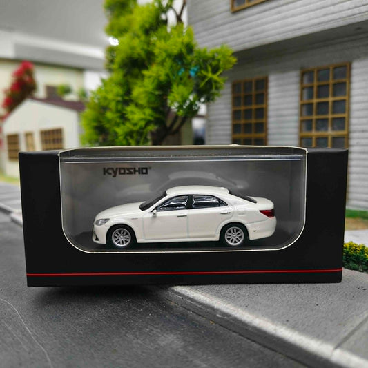 KYOSHO 1:64 Diecast Toyota Crown