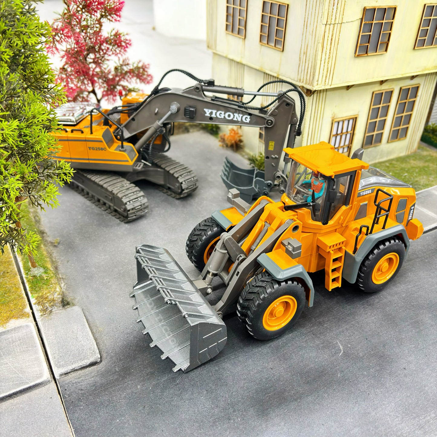 1:35 Construction Trucks