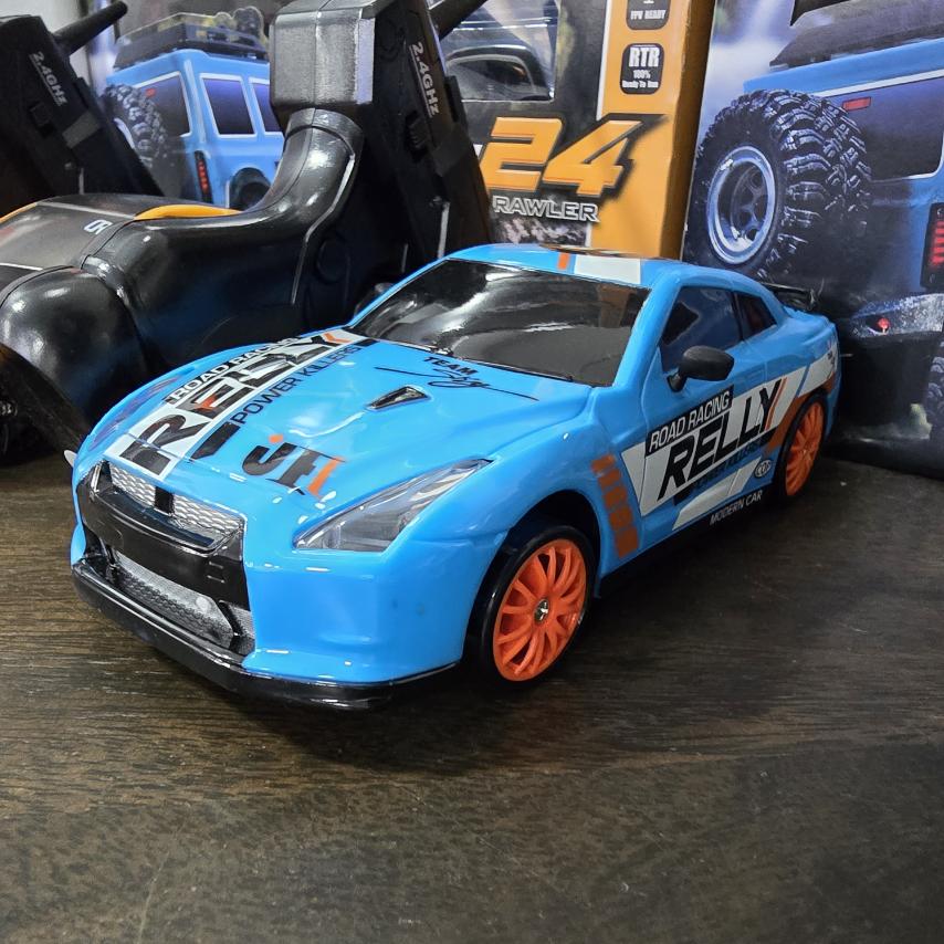 4WD 1:24 RC Drift and Racing Car