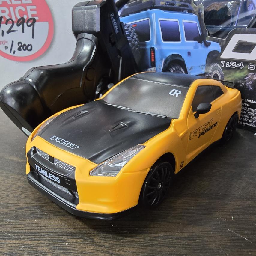 4WD 1:24 RC Drift and Racing Car