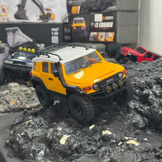 FMS FJ Cruiser 1:18 (Yellow)