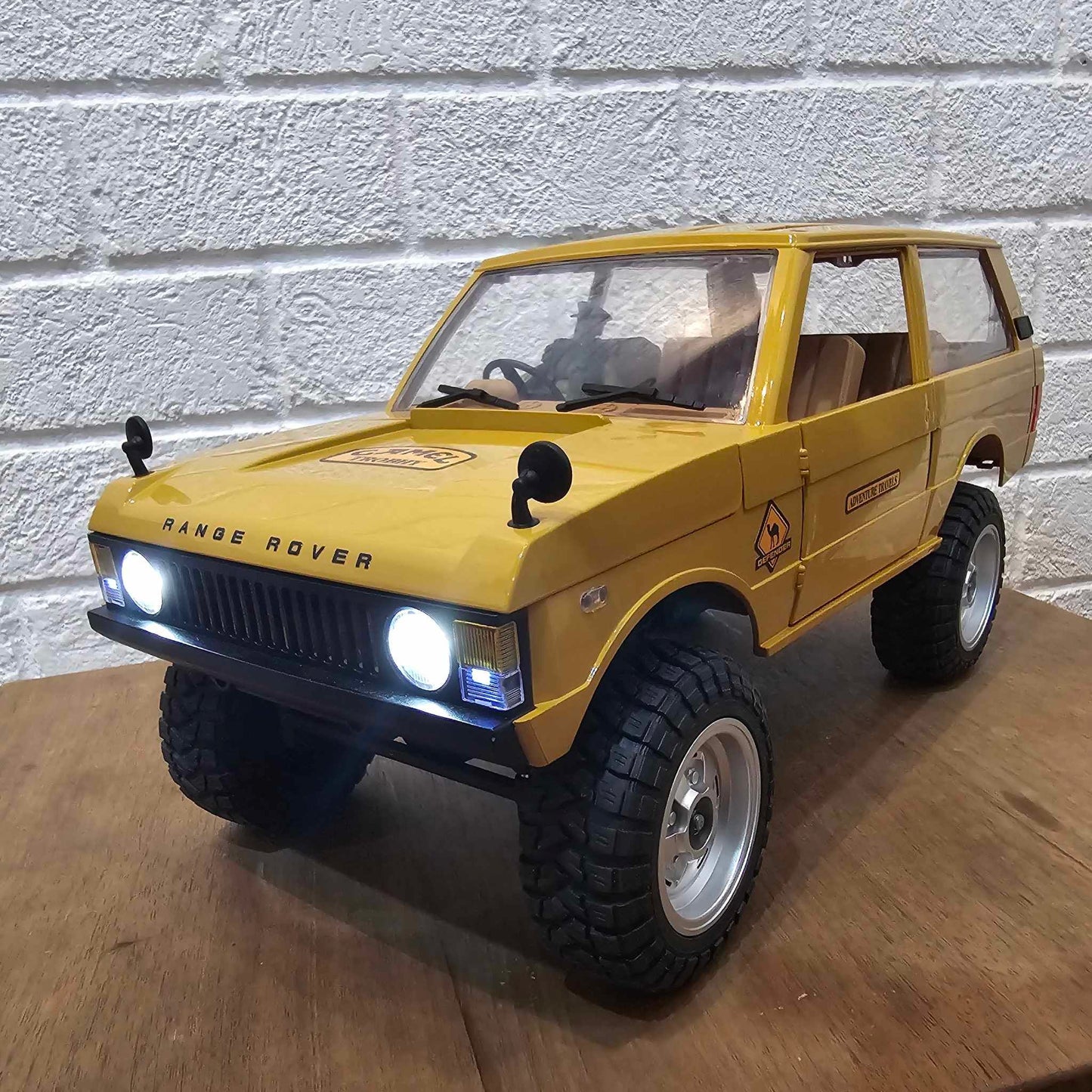 Range Rover 1970 1:12 – Toy Tycoon