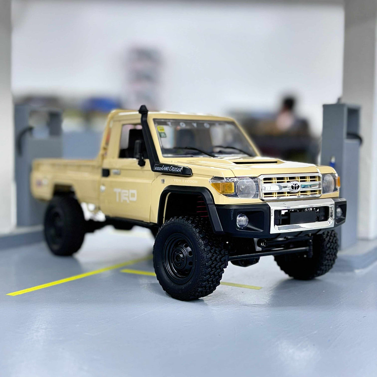 1:12 Land Cruiser LC79 4x4 Rock Crawler